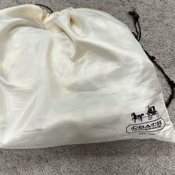 Coach hobobag - Picture 16 of 16